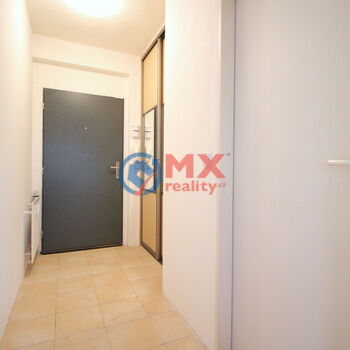 Pronájem, byt 1+kk, 51 m2, Praha 9 - Vysočany, ul. Skloněná