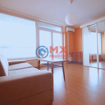 Pronájem, byt 1+kk, 51 m2, Praha 9 - Vysočany, ul. Skloněná