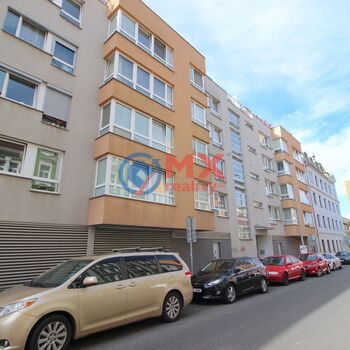 Prodej, byt 1+kk, OV, Praha 9 - Libeň, ul. Kurta Konráda