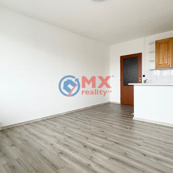 Prodej, byt 1+kk, 28 m2, Praha 8, ul. Kyselova