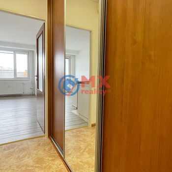 Prodej, byt 1+kk, 28 m2, Praha 8, ul. Kyselova