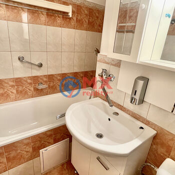 Prodej, byt 1+kk, 28 m2, Praha 8, ul. Kyselova