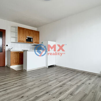 Prodej, byt 1+kk, 28 m2, Praha 8, ul. Kyselova