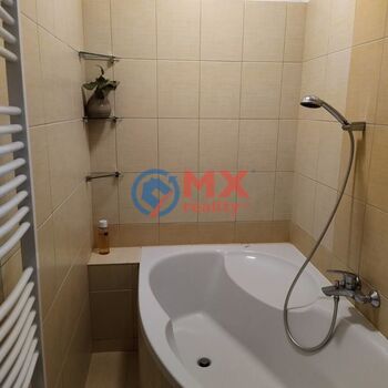 Pronájem byt 3+kk, 89 m2, Praha 7 - Holešovice, ul. Ortenovo náměstí