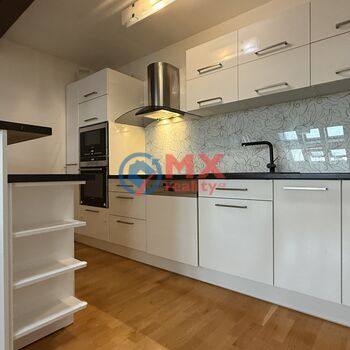 Pronájem byt 3+kk, 85 m2, Praha 7 - Holešovice, ul. Ortenovo náměstí