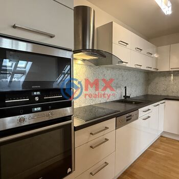 Pronájem byt 3+kk, 85 m2, Praha 7 - Holešovice, ul. Ortenovo náměstí