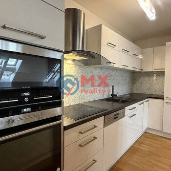 Pronájem byt 3+kk, 85 m2, Praha 7 - Holešovice, ul. Ortenovo náměstí