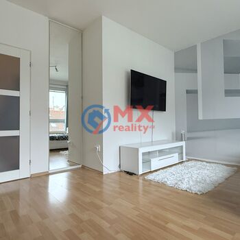 Prodej, byt 1+kk, 26 m2, OV, Praha 9 - Libeň, ul. Kurta Konráda
